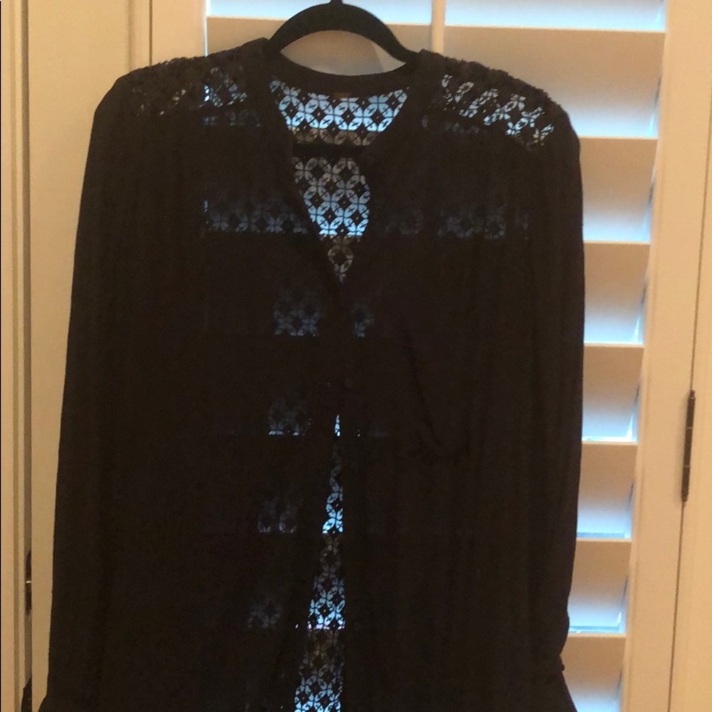 Tops blouses - Picture 2 of 3